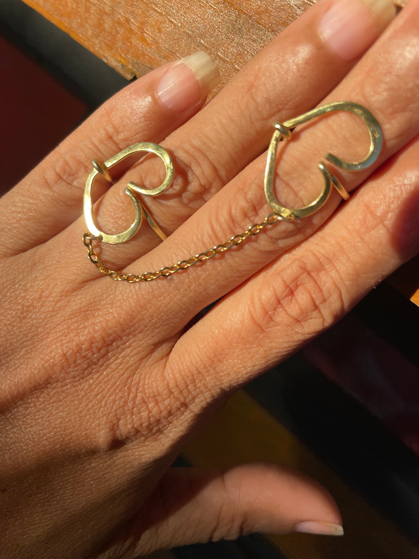 Sortija de corazon, sortija de brass encadenada, handmade chain brass heart ring