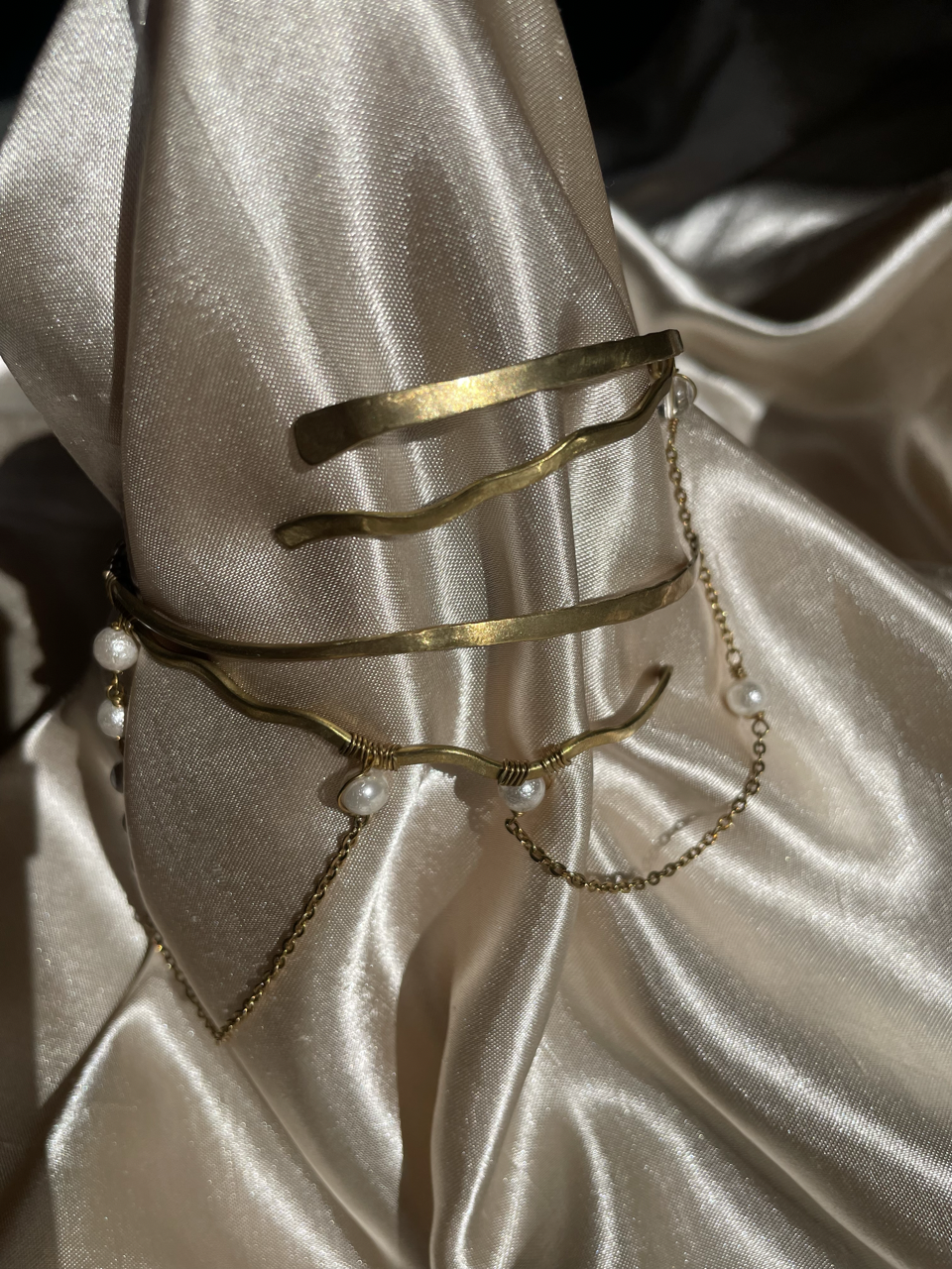 Arm cuff artesanal en brass