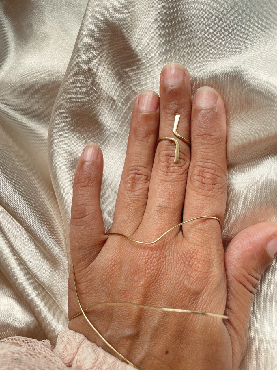 Sortija pequena / midi finger / Midi brass ring/ Yellow brass ring