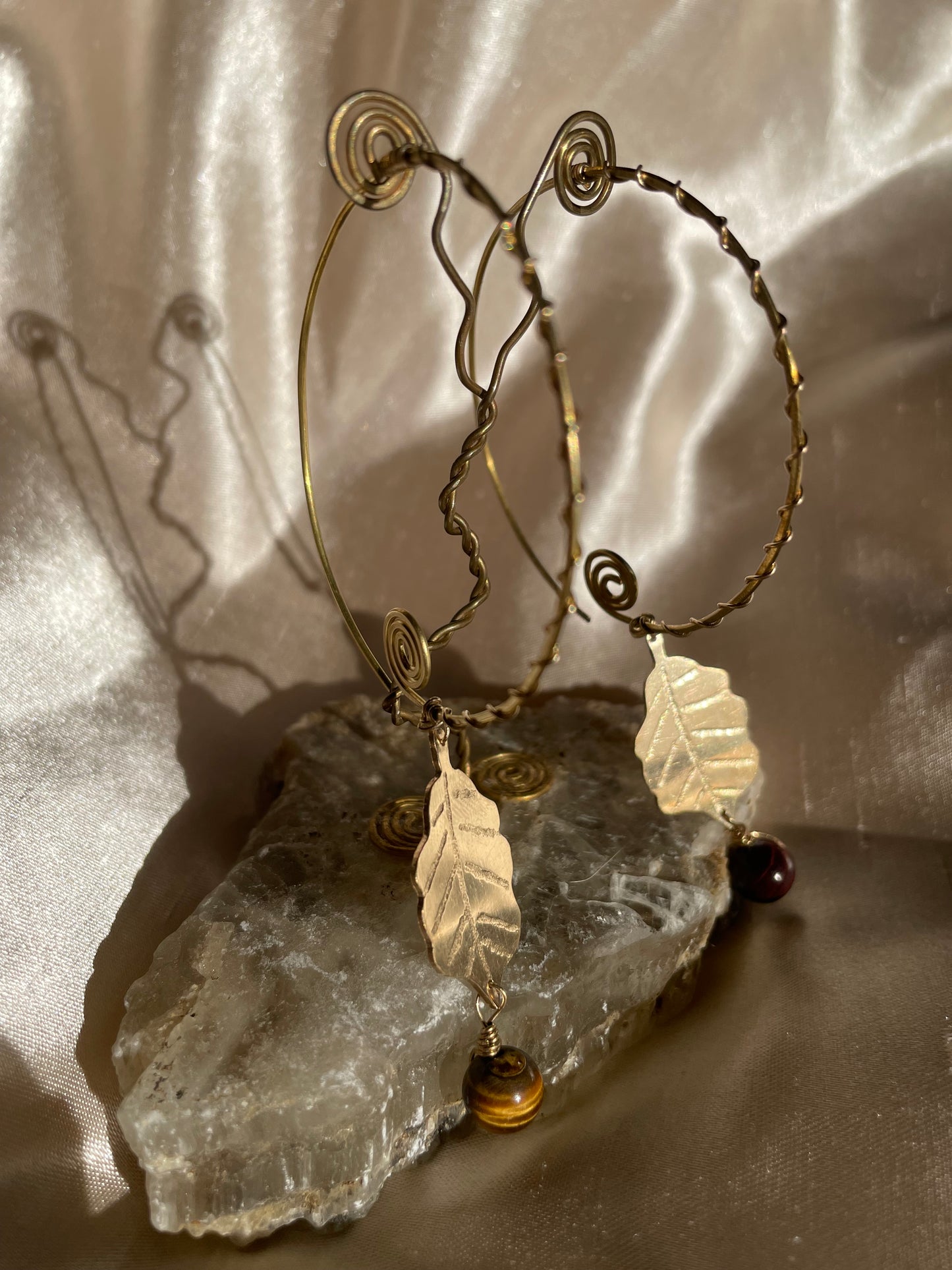 Hoops hoja de café, brass hoops