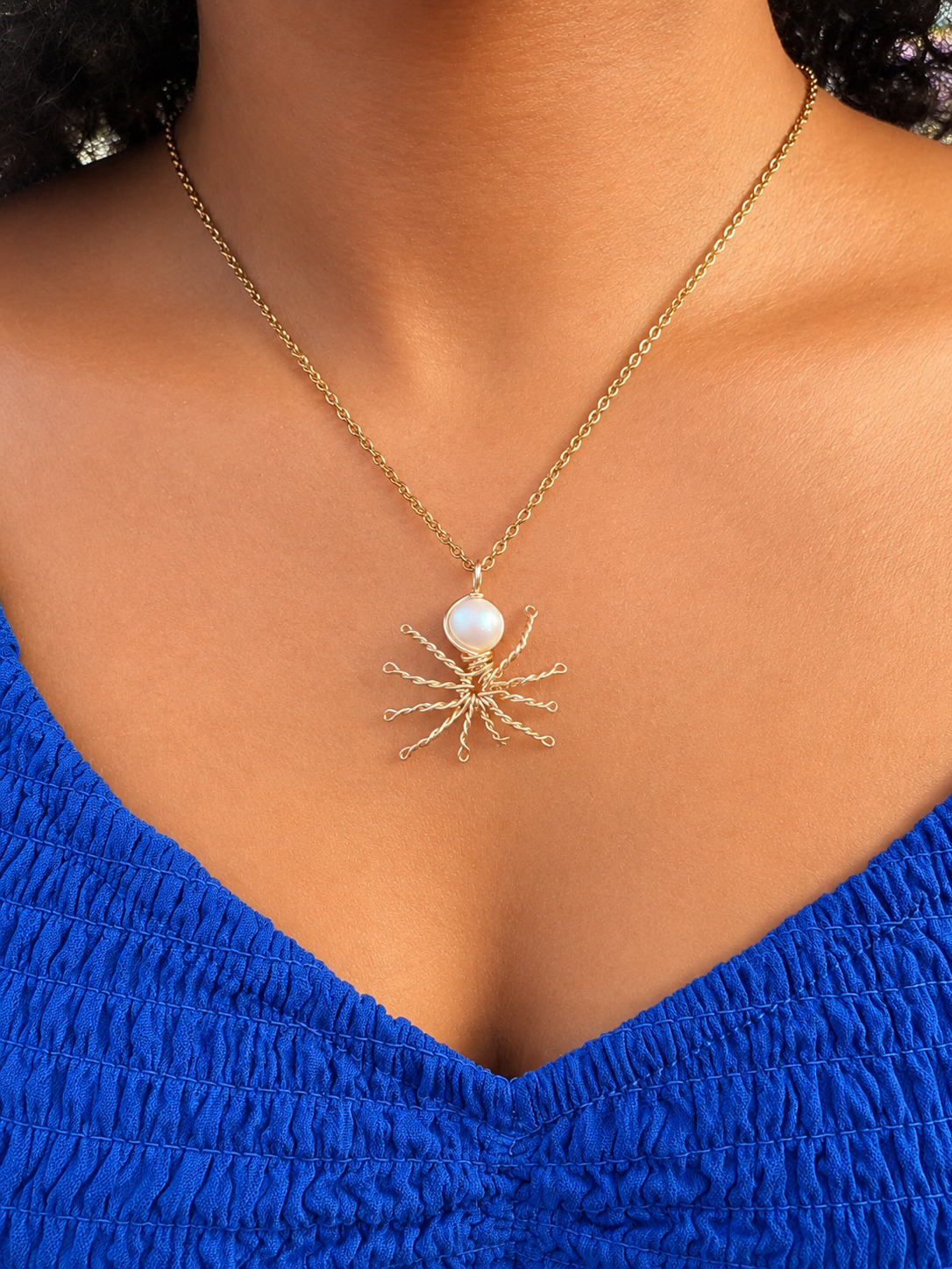 Spiderweb necklace / cadena de araña