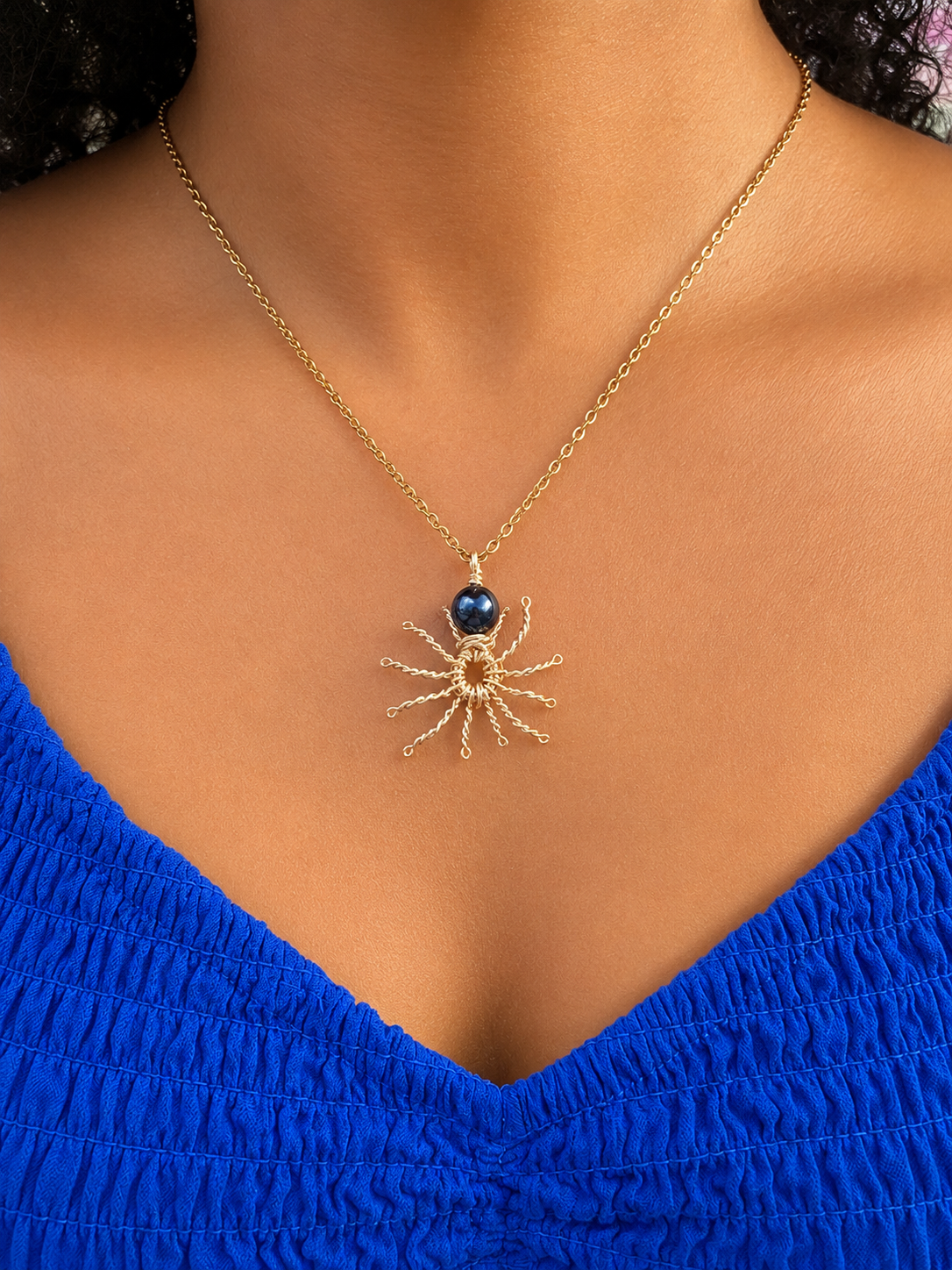 Spiderweb necklace / cadena de araña