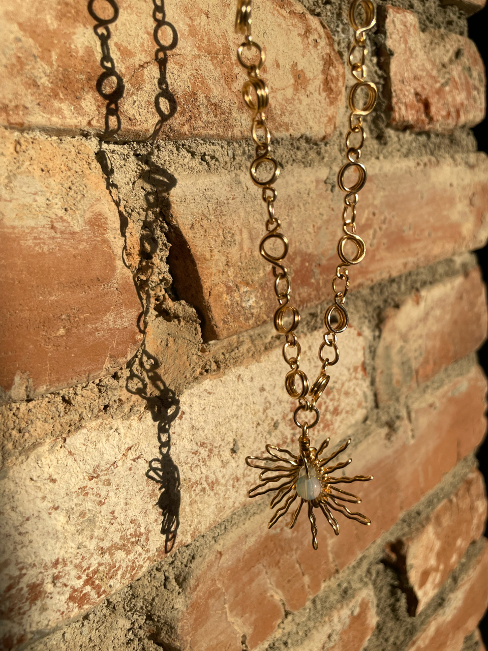 Handmade sun necklace / Artisan necklace / Cadena artesanal non tarnish / Cadena alambrada
