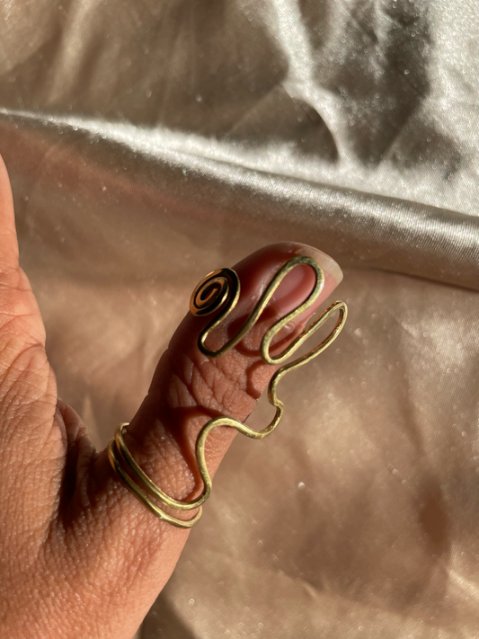 Sortijas inspiradas en los vejigantes – brass amarillo