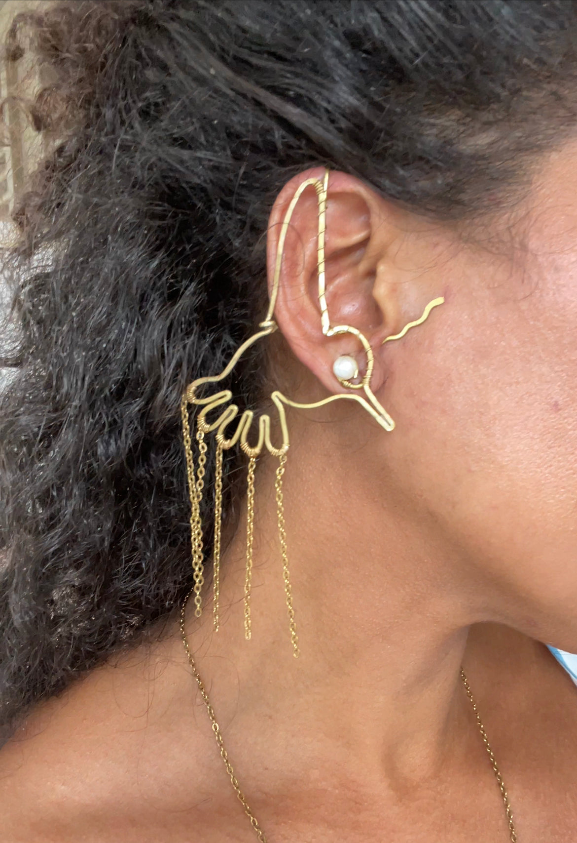Earcuff zumbador